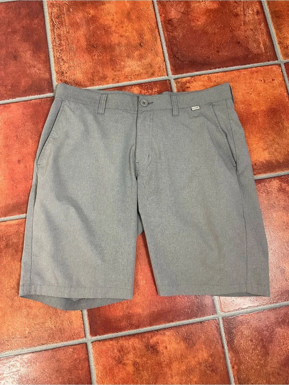 Travis Mathew Gray Flat-Front Performance Shorts - Picture 1 of 6